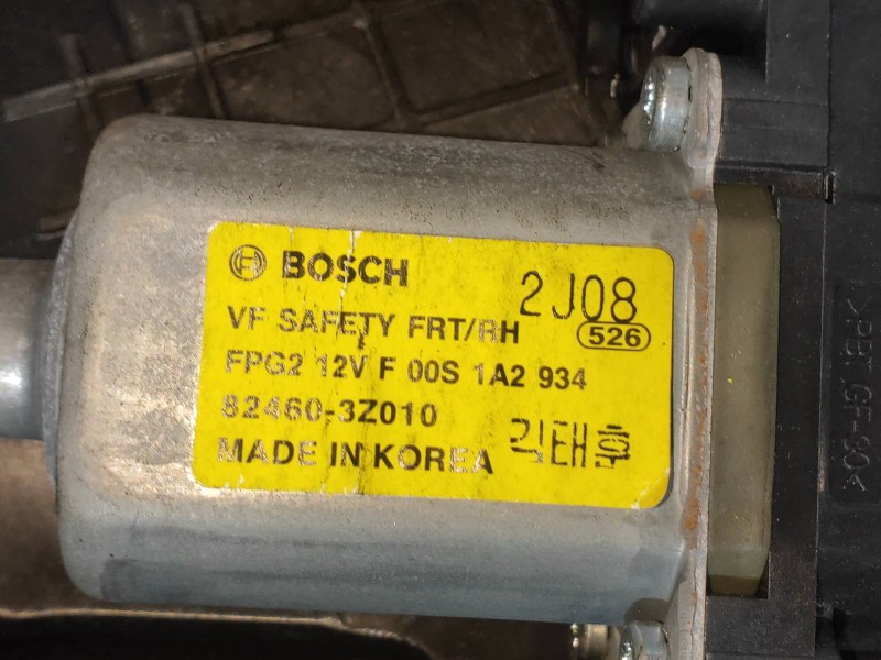 Recambio de elevalunas delantero derecho para hyundai i40 cw gl tecno referencia OEM IAM 813203Z010 824603Z010 824803ZXXX