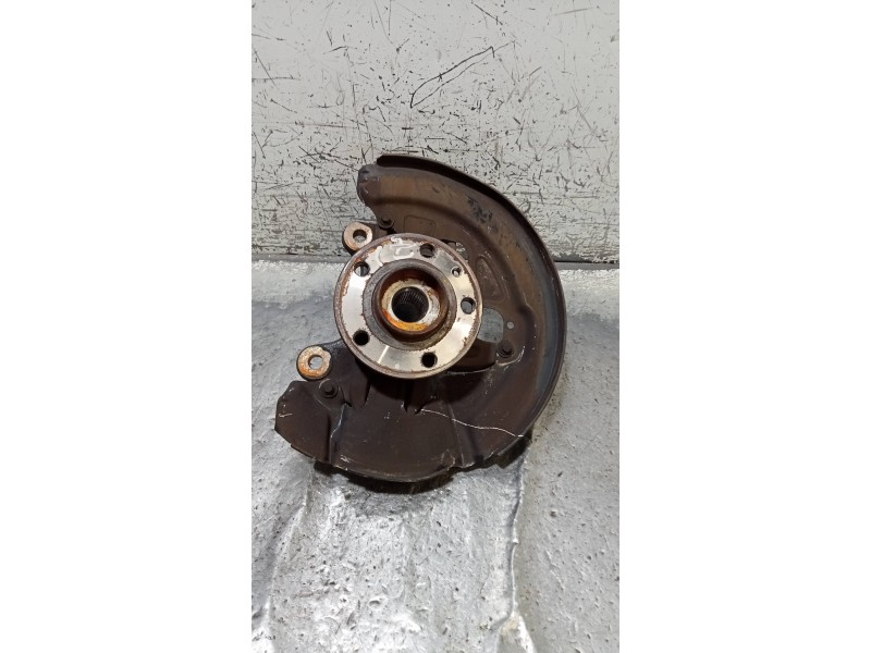 Recambio de mangueta delantera izquierda para volvo v60 kombi kinetic referencia OEM IAM   