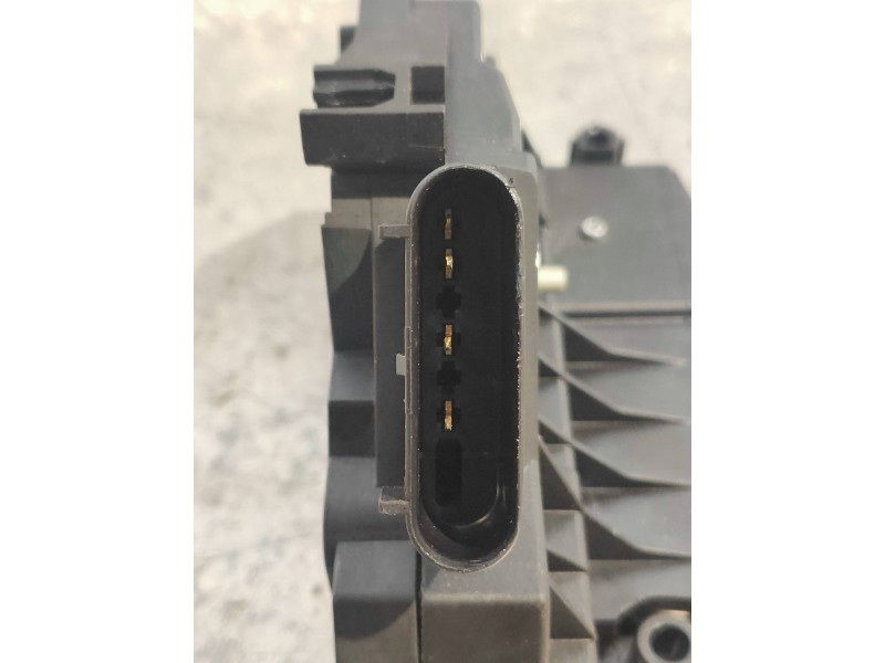 Recambio de motor cierre centralizado trasero izquierdo para ford transit courier ambiente referencia OEM IAM BM5AA26413AF AS4KB