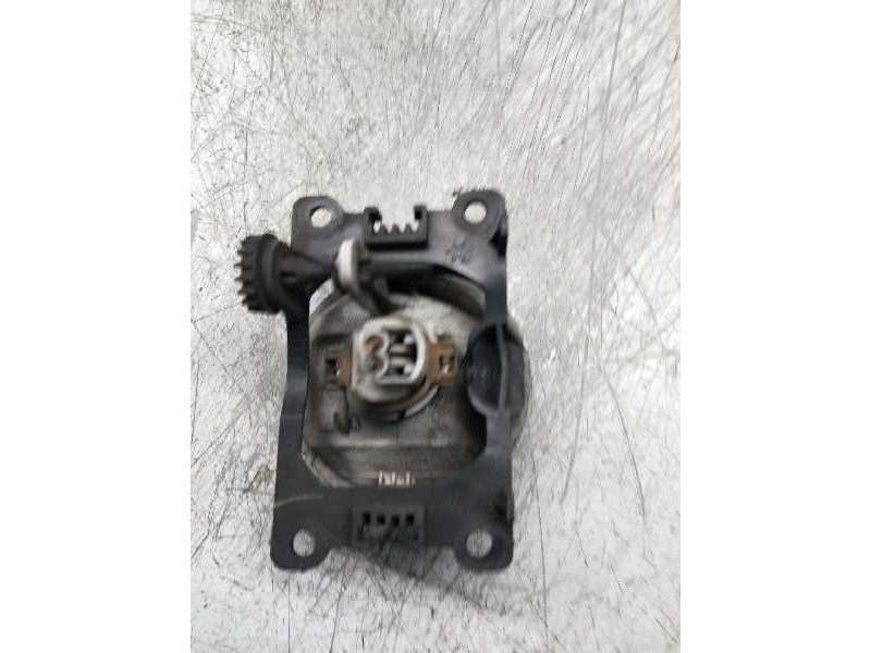 Recambio de faro antiniebla derecho para peugeot 207 sw sport referencia OEM IAM   