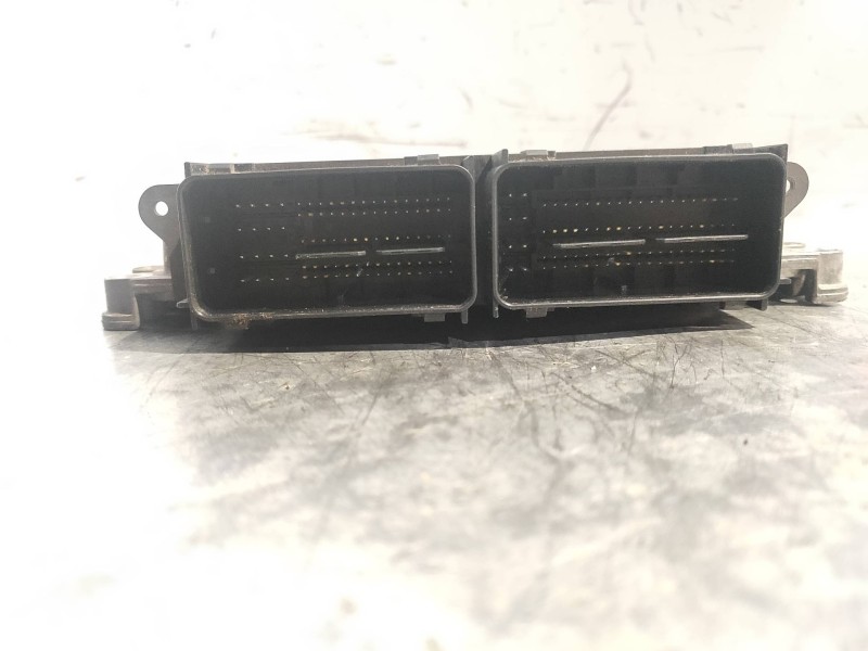 Recambio de centralita motor uce para ford transit courier ambiente referencia OEM IAM 0281032720 FT7A12A650ME F1F112B684AD BOSC