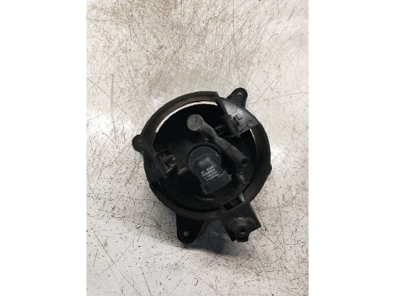 Recambio de faro antiniebla izquierdo para kia carnival ii 2.5 v6 ex referencia OEM IAM   