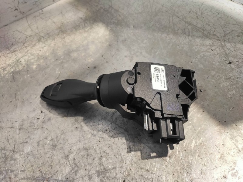 Recambio de mando limpia para ford transit courier ambiente referencia OEM IAM 8A6T17A553AC  