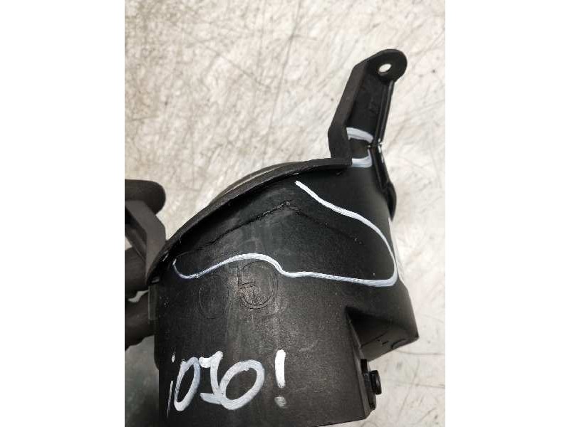 Recambio de faro antiniebla izquierdo para kia carnival ii 2.5 v6 ex referencia OEM IAM   