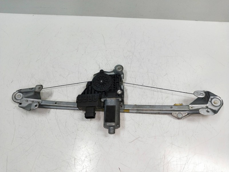 Recambio de elevalunas trasero derecho para opel zafira b 1.7 16v cdti referencia OEM IAM 13132232 994744103 5P