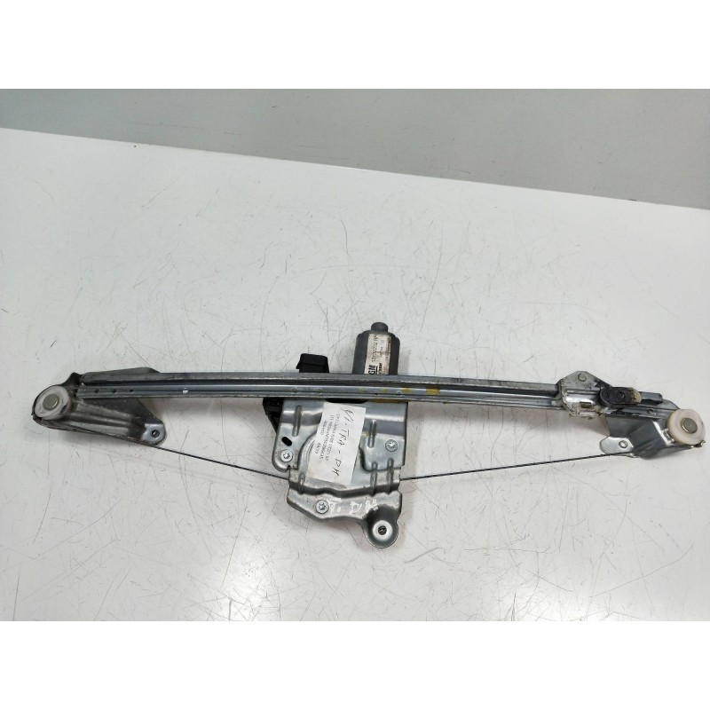 Recambio de elevalunas trasero derecho para opel zafira b 1.7 16v cdti referencia OEM IAM 13132232 994744103 5P