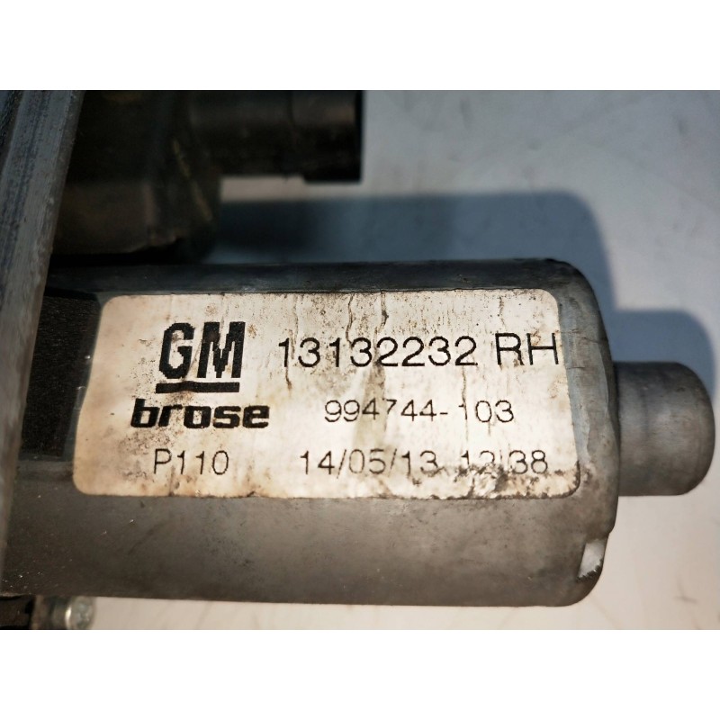 Recambio de elevalunas trasero derecho para opel zafira b 1.7 16v cdti referencia OEM IAM 13132232 994744103 5P Recambio de elevalunas trasero derecho para opel zafira b 1.7 16v cdti referencia OEM IAM 13132232 994744103 5P