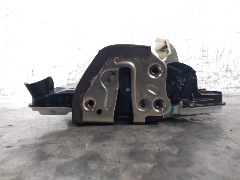 Recambio de motor cierre centralizado delantero derecho para citroen c1 urban ride referencia OEM IAM   