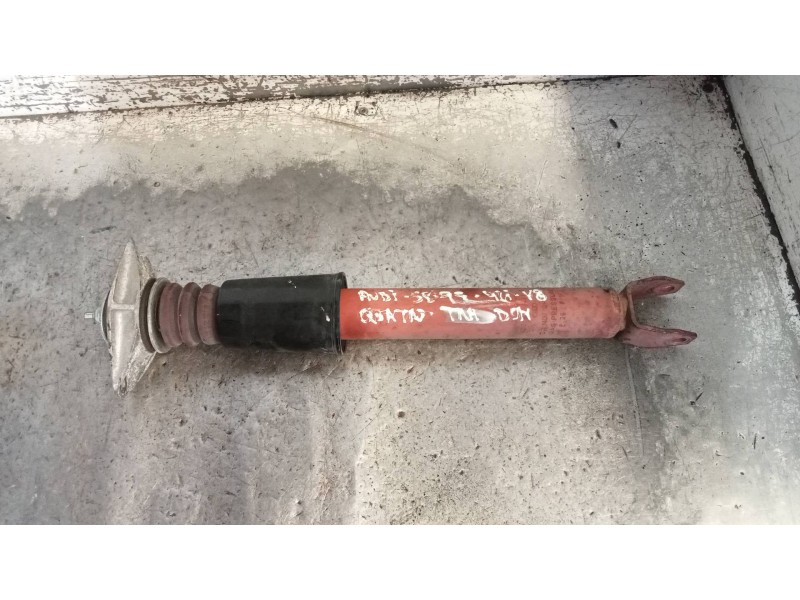 Recambio de amortiguador trasero derecho para audi s8 (d2) 4.2 referencia OEM IAM 4D0513031  