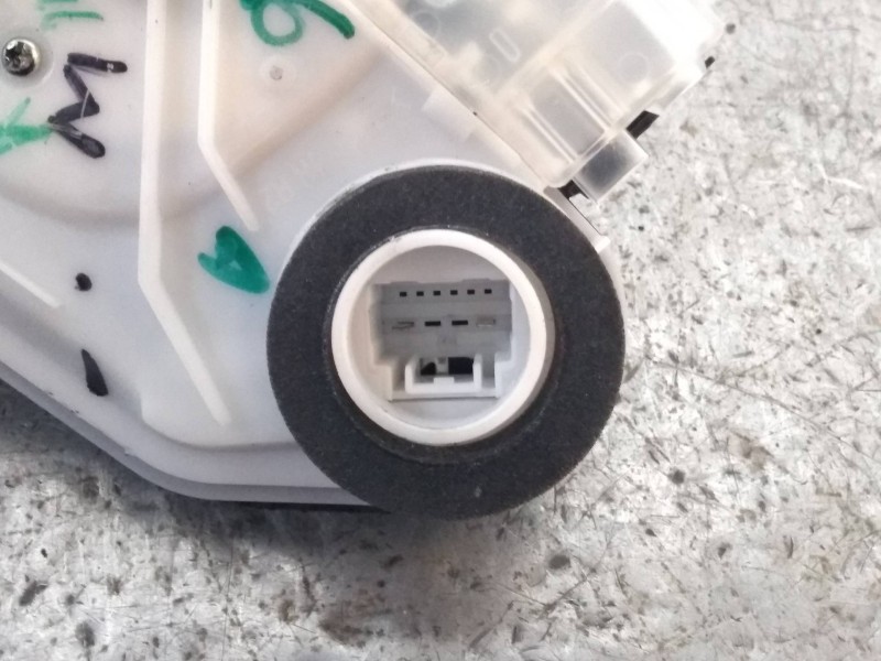 Recambio de motor cierre centralizado trasero derecho para citroen c1 urban ride referencia OEM IAM   