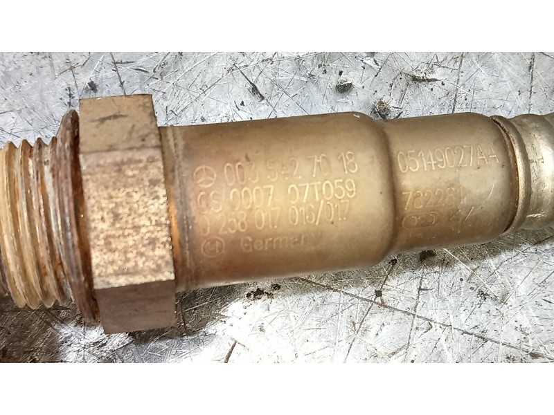 Recambio de sonda lambda para mercedes clase s (w221) berlina 450 l (221.170) referencia OEM IAM 0258017016 0035427018 