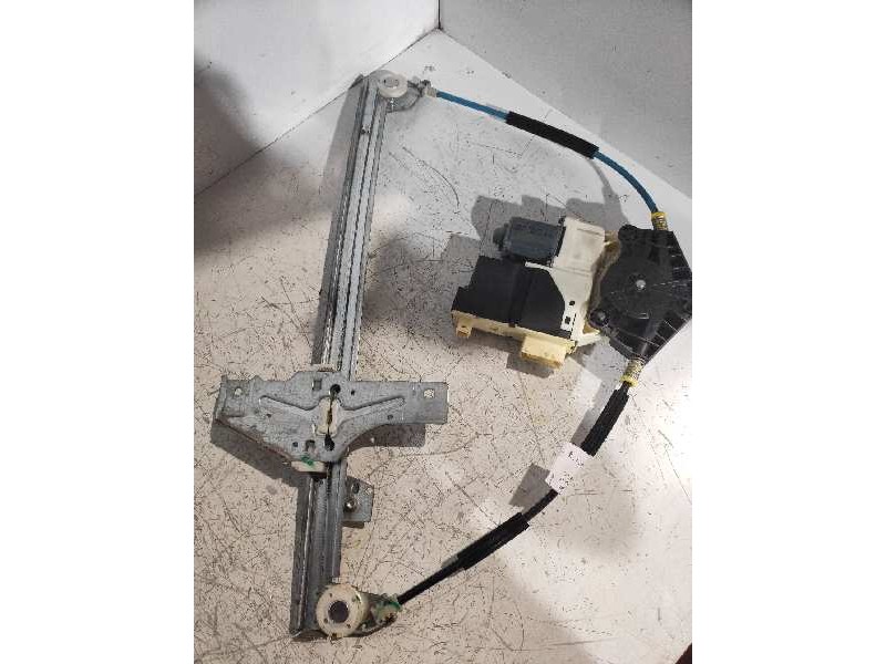 Recambio de elevalunas delantero derecho para peugeot 307 berlina (s2) xt referencia OEM IAM 9634456880 9649911080 980700100 996