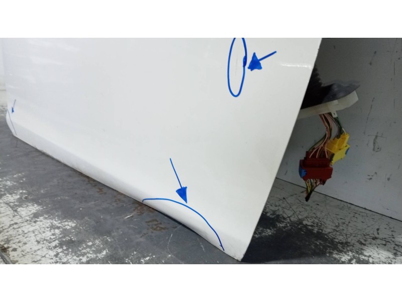 Recambio de puerta delantera derecha para peugeot 308 access referencia OEM IAM   