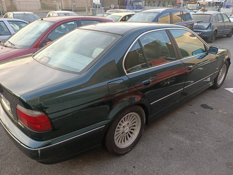 bmw serie 5 berlina (e39) del año 2000