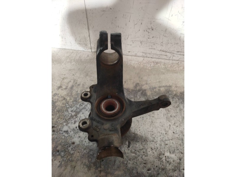Recambio de mangueta delantera derecha para ford c-max (cb3) 1.8 tdci turbodiesel cat referencia OEM IAM 3M513K170  
