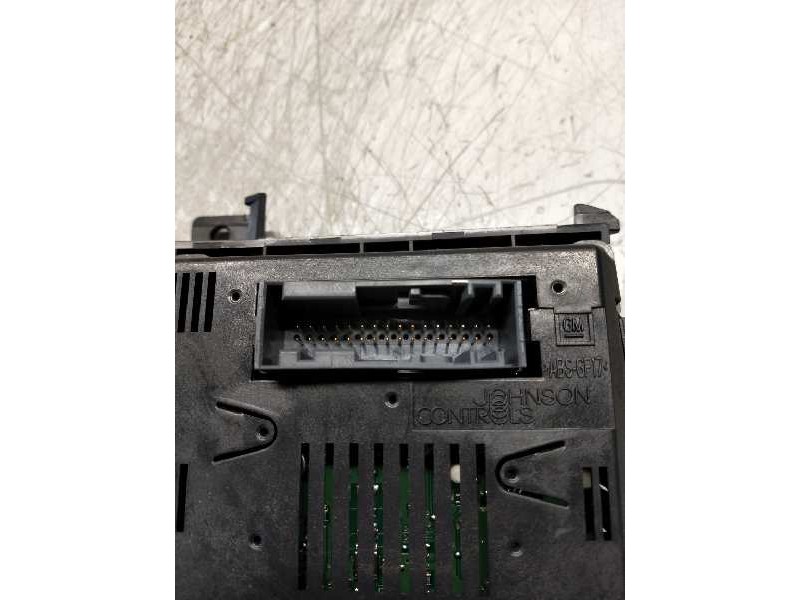 Recambio de pantalla multifuncion para opel astra gtc enjoy referencia OEM IAM 13275085  