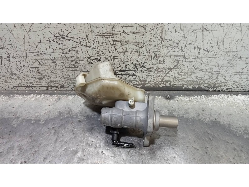 Recambio de bomba freno para volvo v60 kombi kinetic referencia OEM IAM 03350885571  