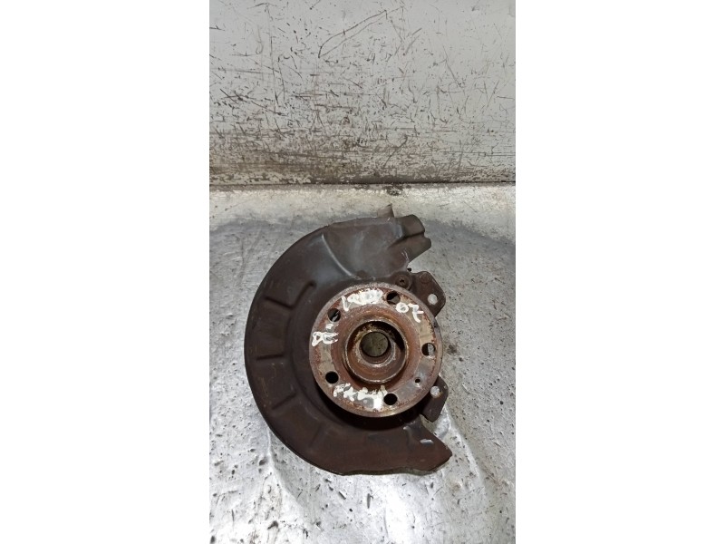 Recambio de mangueta delantera derecha para skoda fabia (5j2 ) style referencia OEM IAM   