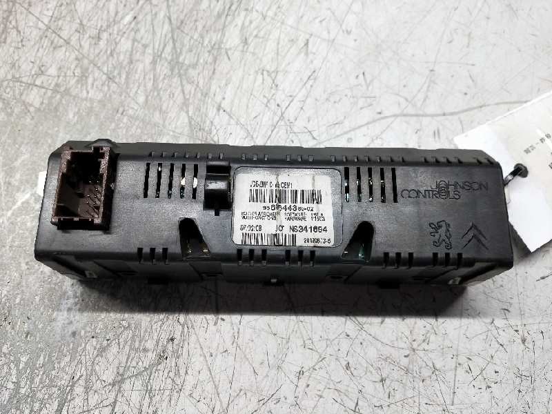 Recambio de pantalla multifuncion para citroen c4 berlina collection referencia OEM IAM   