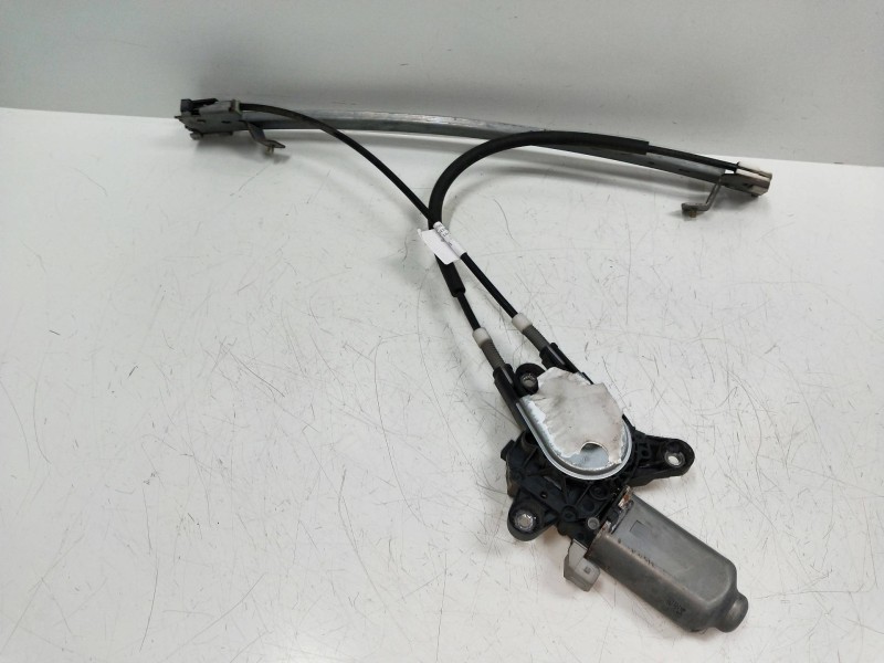 Recambio de elevalunas delantero derecho para peugeot 106 (s1) 1.4 referencia OEM IAM 400154  5P