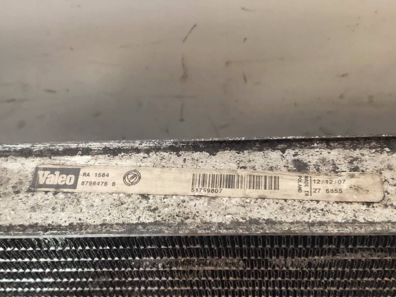 Recambio de radiador agua para fiat panda (169) 1.3 jtd cat referencia OEM IAM 879847B 51759807 