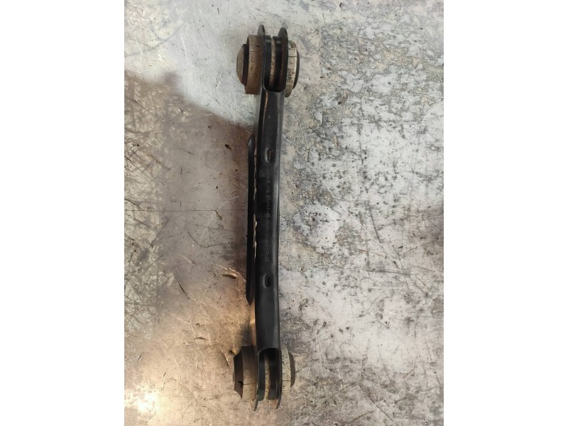 Recambio de brazo suspension superior trasero derecho para bmw serie 3 lim. (f30) 318d m sport referencia OEM IAM 679254005  