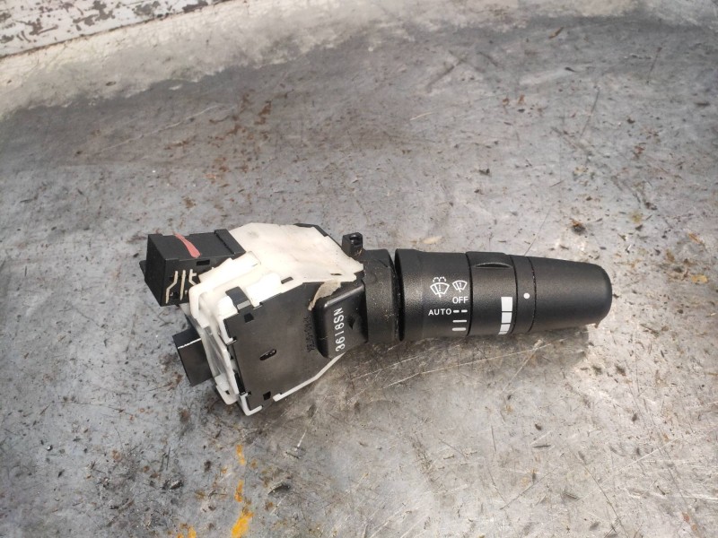 Recambio de mando limpia para nissan nv 200 (m20) kasten premium referencia OEM IAM   