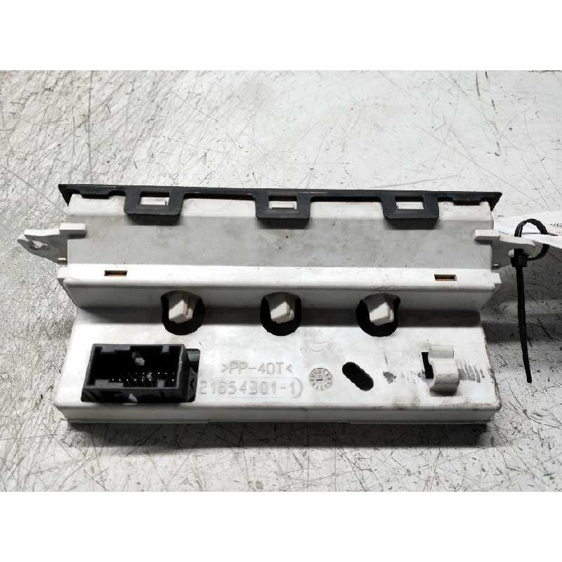 Recambio de pantalla multifuncion para citroen xsara berlina 1.6i 16v exclusive referencia OEM IAM 9643823677  