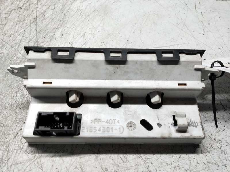 Recambio de pantalla multifuncion para citroen xsara berlina 1.6i 16v exclusive referencia OEM IAM 9643823677  