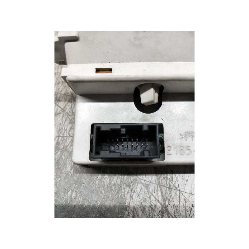 Recambio de pantalla multifuncion para citroen xsara berlina 1.6i 16v exclusive referencia OEM IAM 9643823677  