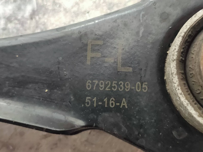 Recambio de brazo suspension superior trasero izquierdo para bmw serie 3 lim. (f30) 318d m sport referencia OEM IAM 679253905  