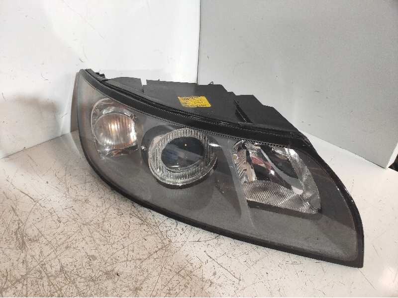 Recambio de faro derecho para volvo v50 familiar 1.8 kinetic referencia OEM IAM 30698886 0301198204 
