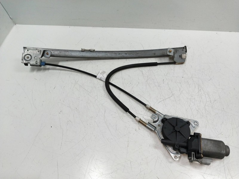 Recambio de elevalunas delantero izquierdo para peugeot 106 (s2) 1.1 referencia OEM IAM 400671T6  5P Recambio de elevalunas delantero izquierdo para peugeot 106 (s2) 1.1 referencia OEM IAM 400671T6  5P