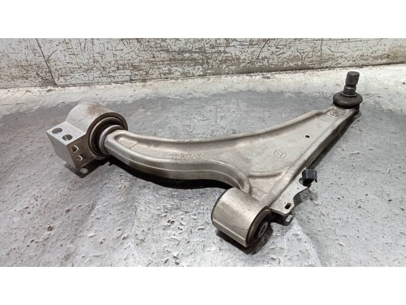 Recambio de brazo suspension inferior delantero izquierdo para opel astra j lim. 4türig selection referencia OEM IAM   