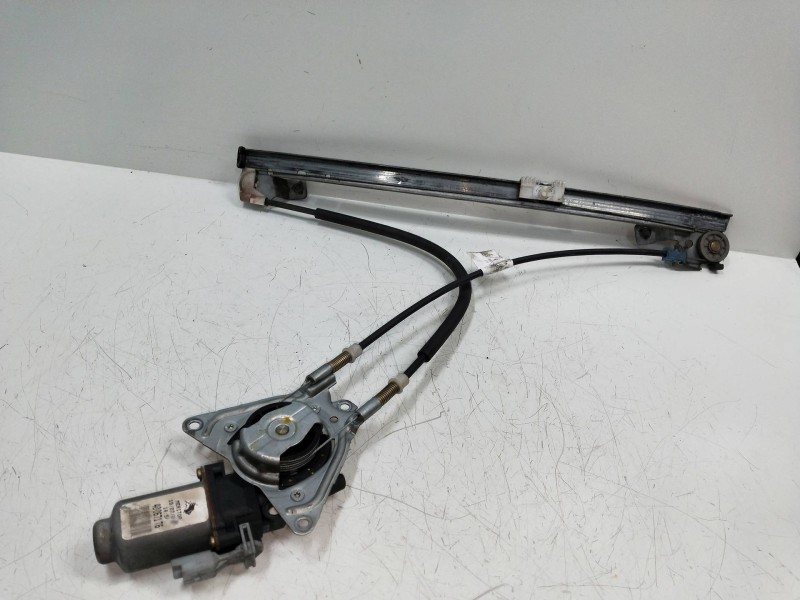 Recambio de elevalunas delantero izquierdo para peugeot 106 (s2) 1.1 referencia OEM IAM 400671T6  5P Recambio de elevalunas delantero izquierdo para peugeot 106 (s2) 1.1 referencia OEM IAM 400671T6  5P