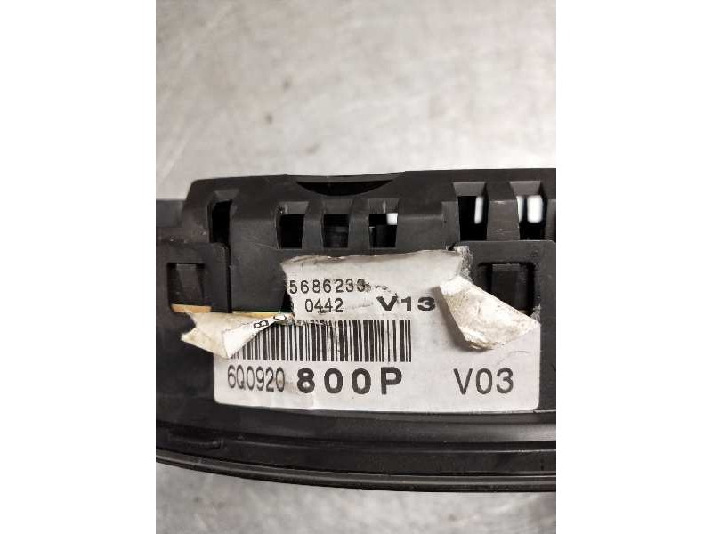 Recambio de cuadro instrumentos para volkswagen polo (9n1) trendline referencia OEM IAM 6Q0920800P 110080124023A 