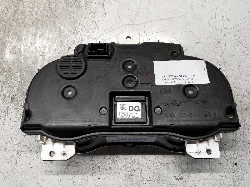 Recambio de cuadro instrumentos para opel corsa d catch me referencia OEM IAM P0013264279 DG 