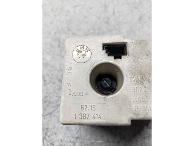 Recambio de pantalla multifuncion para bmw serie 3 berlina (e36) 318tds referencia OEM IAM 62131387414  RELOJ