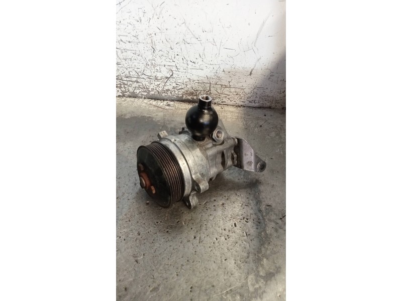Recambio de bomba direccion para bmw serie 5 berlina (e60) 530i referencia OEM IAM 403151201 LH2112268 