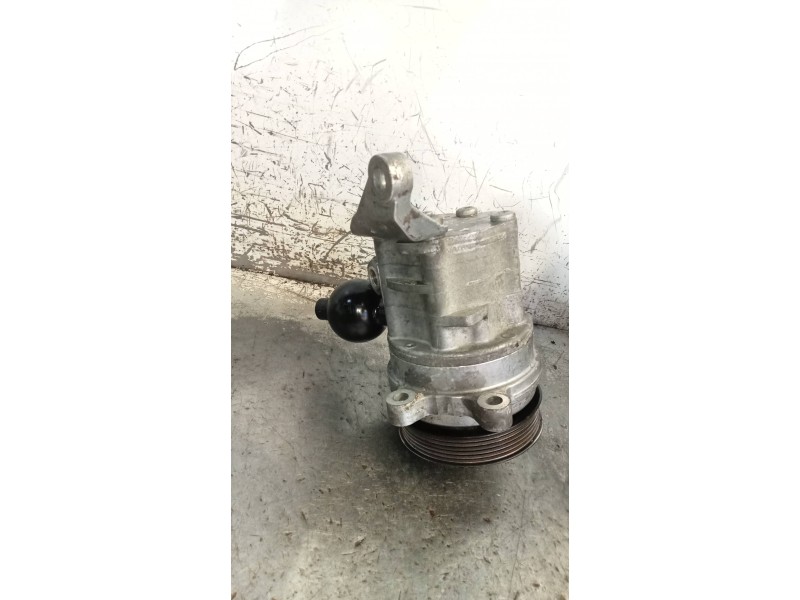 Recambio de bomba direccion para bmw serie 5 berlina (e60) 530i referencia OEM IAM 403151201 LH2112268 