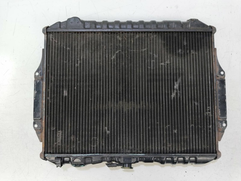 Recambio de radiador agua para mitsubishi montero (v20/v40) 3.0 v6 cat referencia OEM IAM 4221303195  