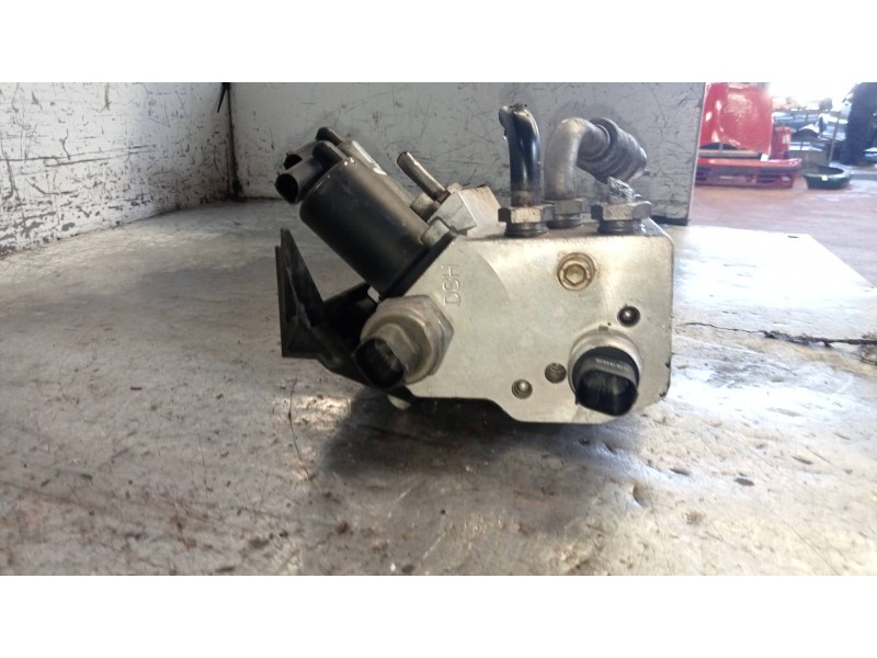 Recambio de bomba suspension para bmw serie 5 berlina (e60) 530i referencia OEM IAM 6760840 VB676084008 