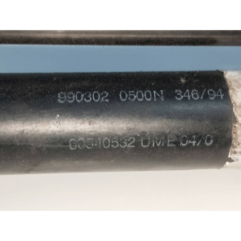 Recambio de amortiguadores maletero / porton para alfa romeo 155 2.5 turbodiesel referencia OEM IAM 60540532  