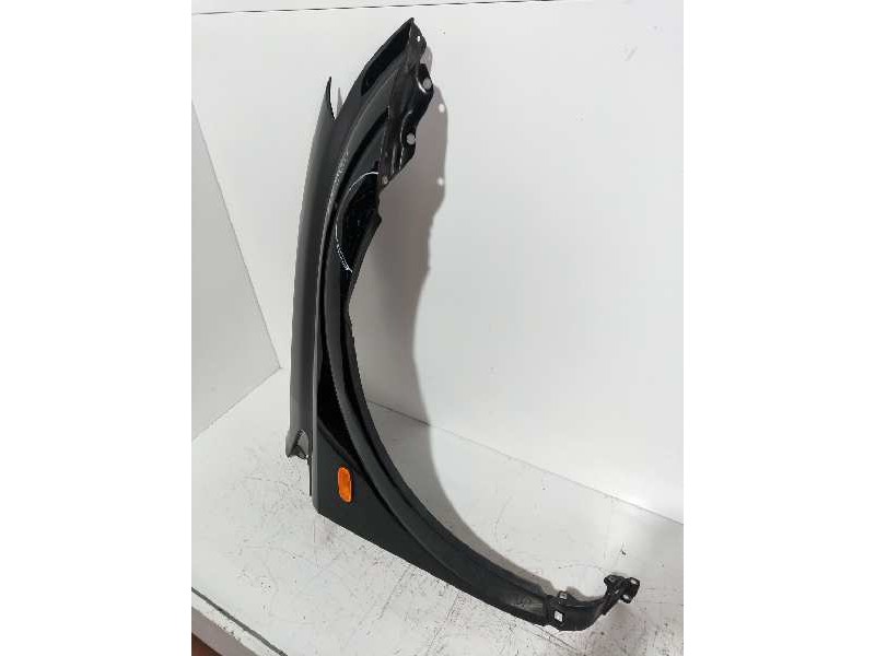 Recambio de aleta delantera derecha para ssangyong kyron 200 xdi limited referencia OEM IAM   