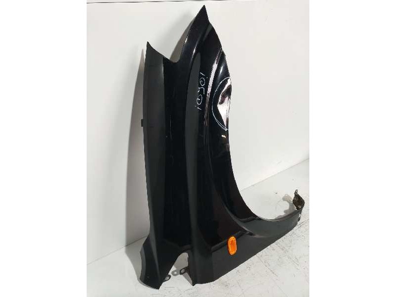 Recambio de aleta delantera derecha para ssangyong kyron 200 xdi limited referencia OEM IAM   