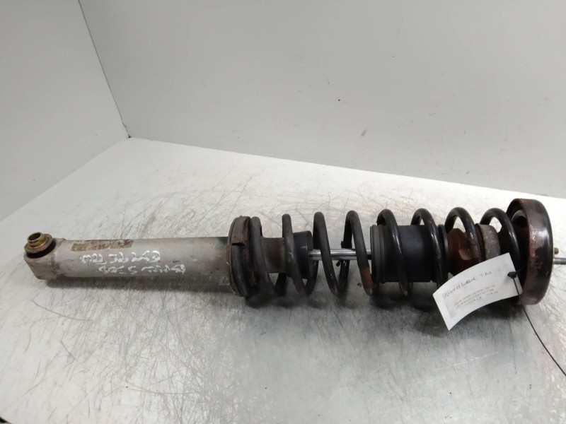 Recambio de amortiguador trasero para bmw serie 5 berlina (e39) 530d referencia OEM IAM 33521093646  