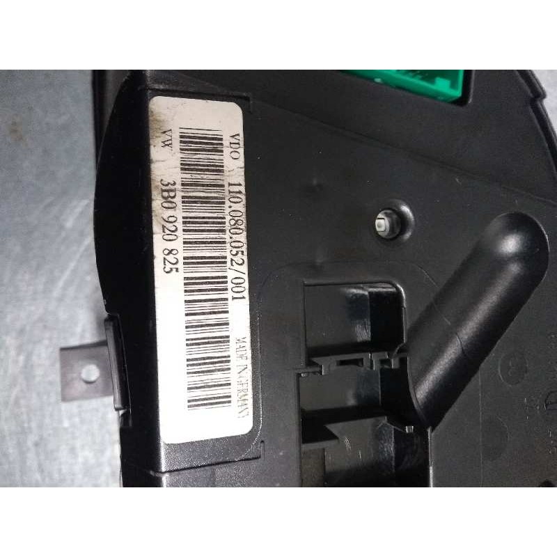 Recambio de cuadro instrumentos para volkswagen passat berlina (3b3) 1.8 20v turbo referencia OEM IAM 3B0920825 110008052001 