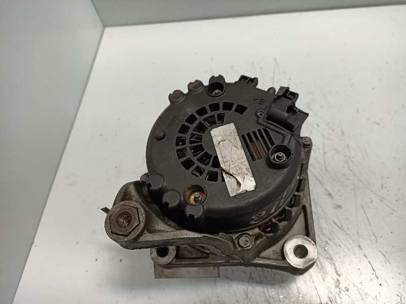 Recambio de alternador para bmw serie 1 berlina (e81/e87) 118d referencia OEM IAM   VALEO