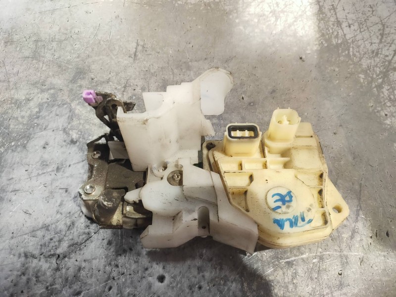 Recambio de motor cierre centralizado trasero derecho para honda civic berlina 5 (eu7/8) 1.7 ctdi es referencia OEM IAM   