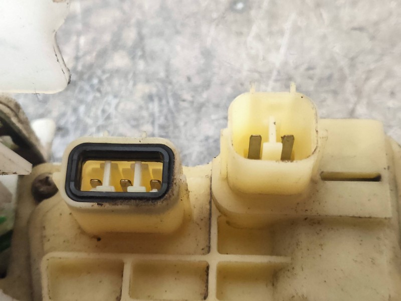 Recambio de motor cierre centralizado trasero derecho para honda civic berlina 5 (eu7/8) 1.7 ctdi es referencia OEM IAM   